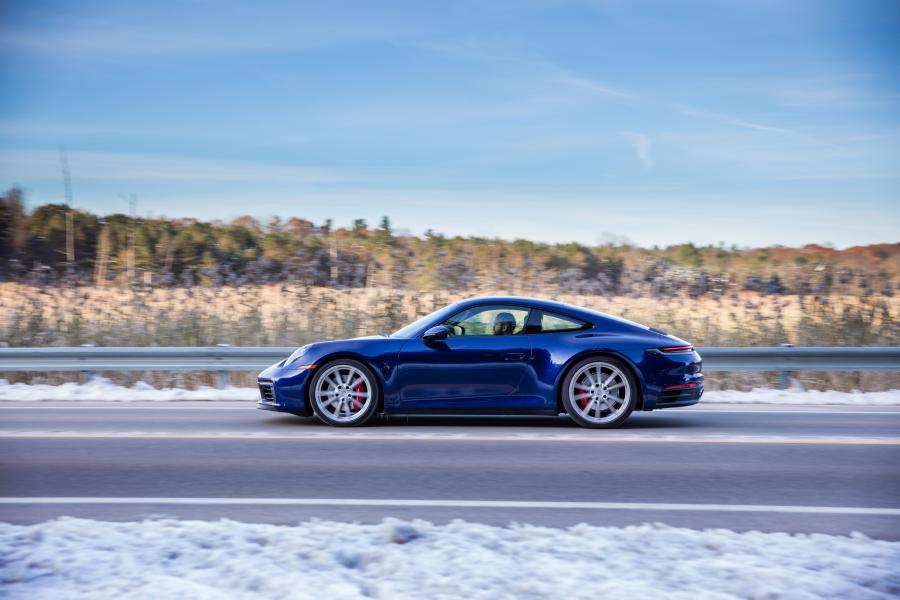  Porsche 911 Carrera 4S (992) 2019 года  (NA) (фото 13 из 18)